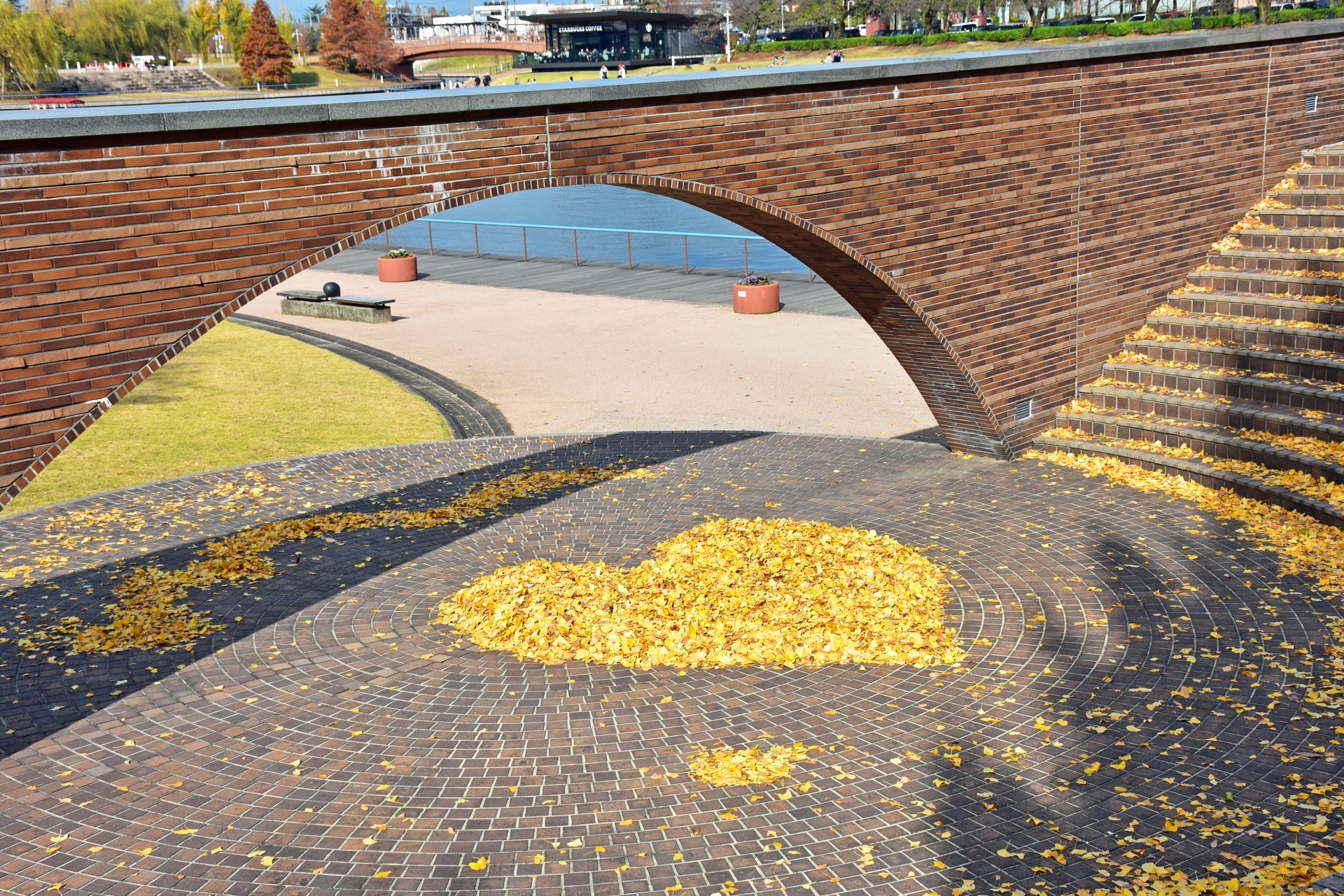 富岩運河環水公園